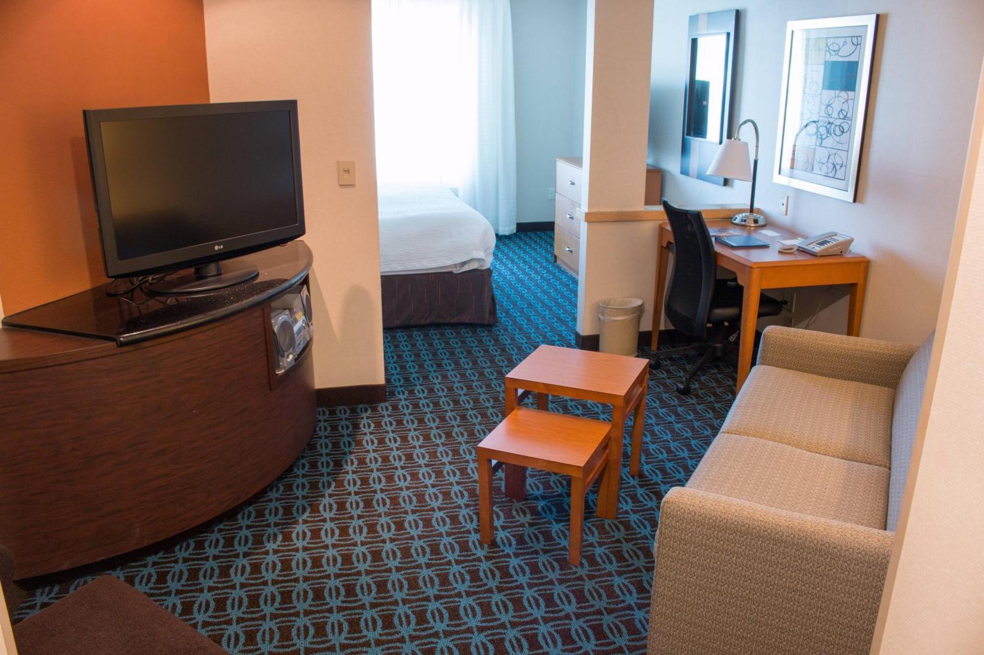 Fairfield Inn & Suites Oakland Гейвард Екстер'єр фото