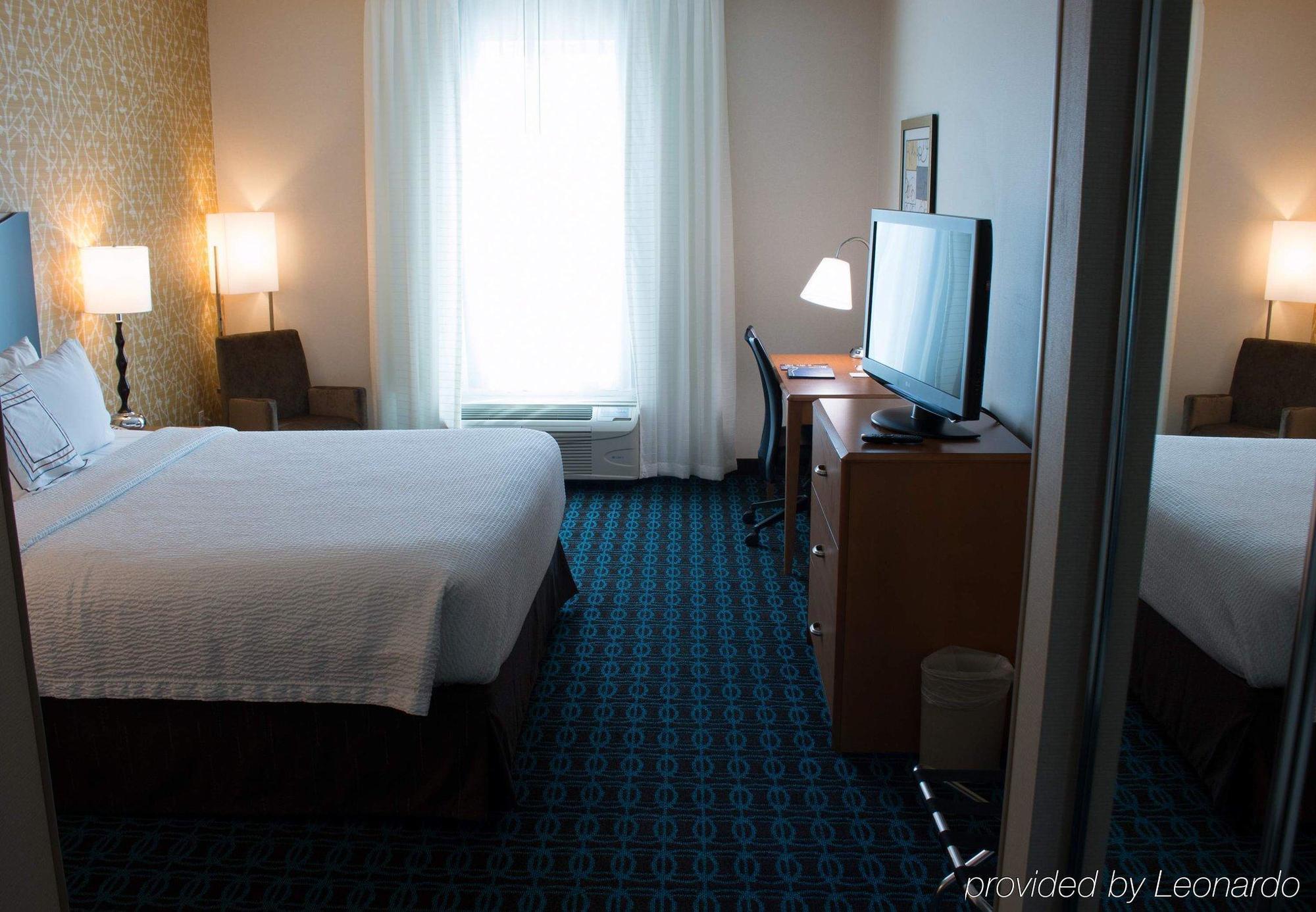 Fairfield Inn & Suites Oakland Гейвард Екстер'єр фото